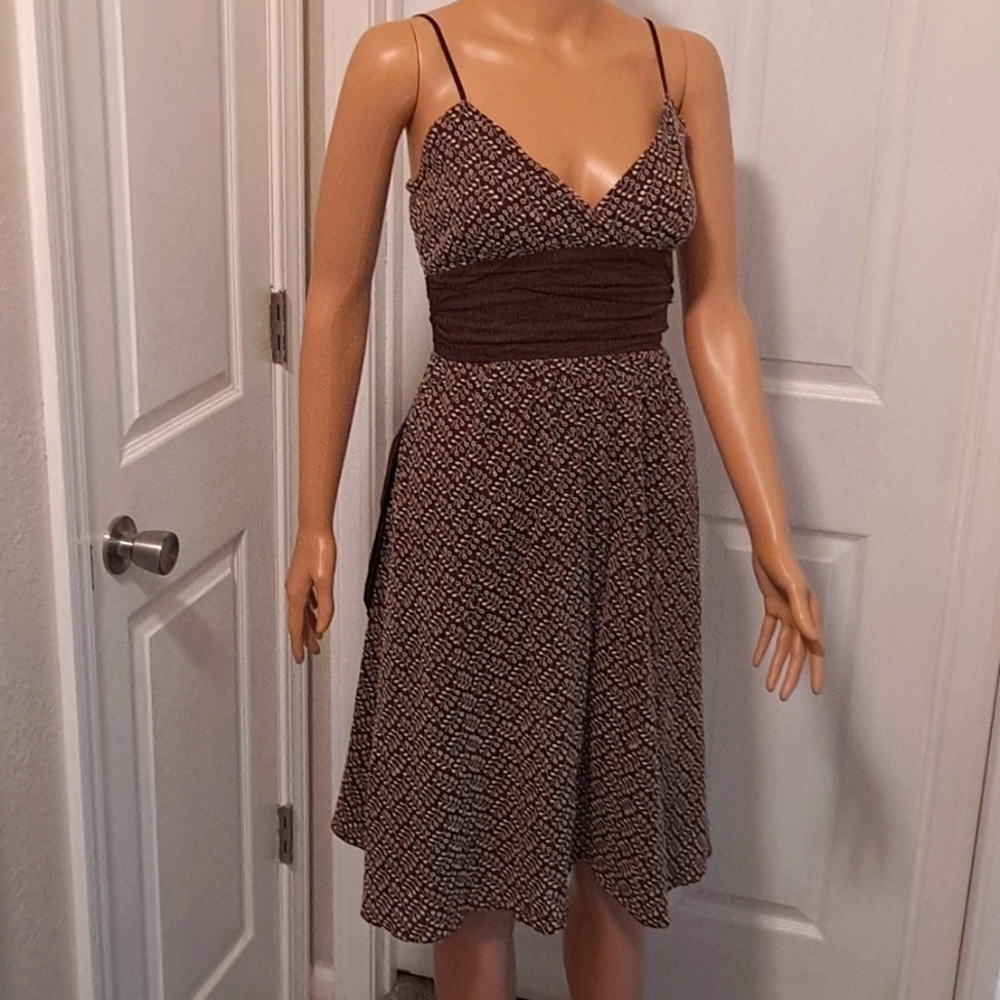 Max Studio Sundress with Beautiful Brown and white Floral Eyelet Material Small